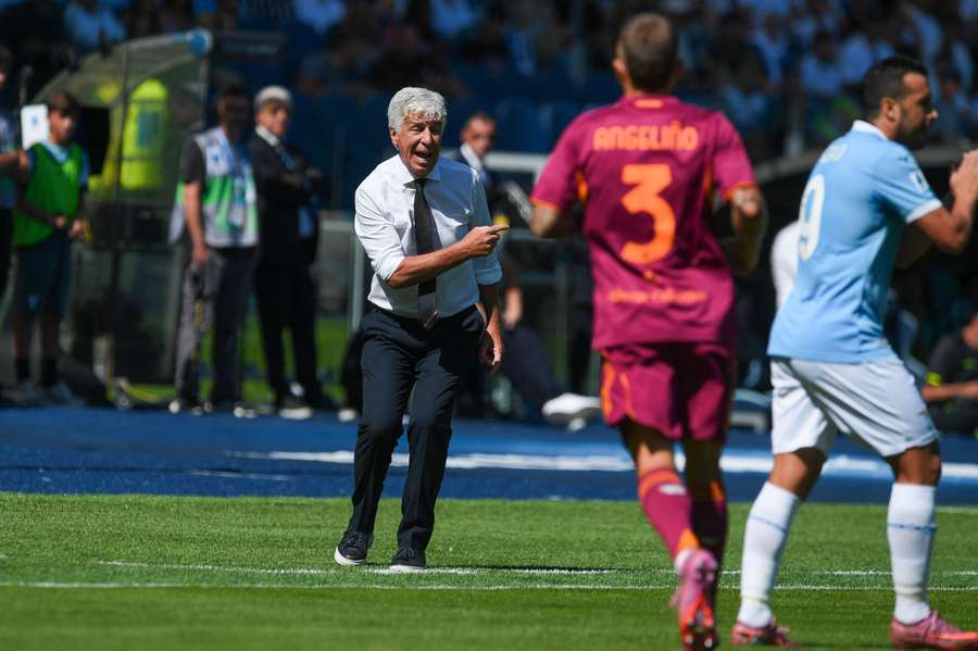 Gasperini durante il derby Lazio-Roma