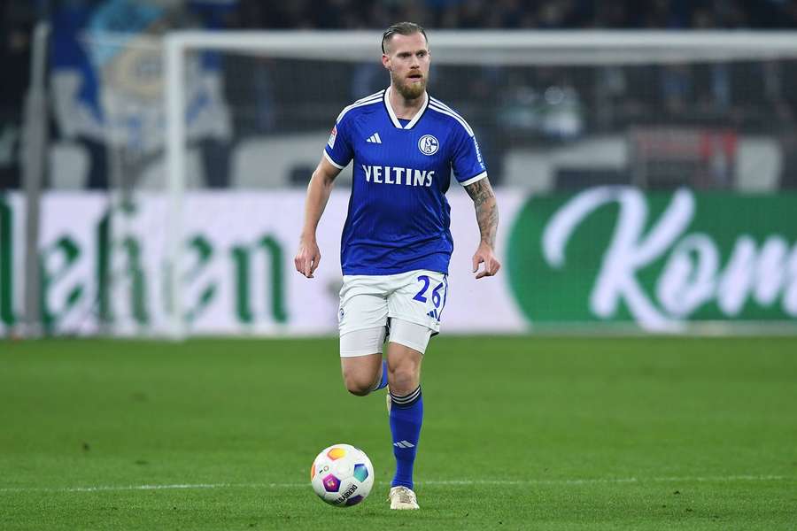 Tomas Kalas está a jogar no Schalke desde esta temporada.