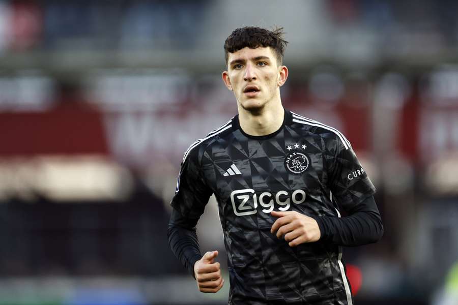 Ahmetcan Kaplan laat goede dingen zien bij Ajax