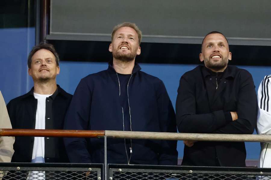 From left to right: Kelvin de Lang, Marijn Beuker and John Heitinga watch a Jong Ajax game on September 15th, 2025 From left to right: Kelvin de Lang, Marijn Beuker and John Heitinga watch a Jong Ajax game on September 15th, 2025