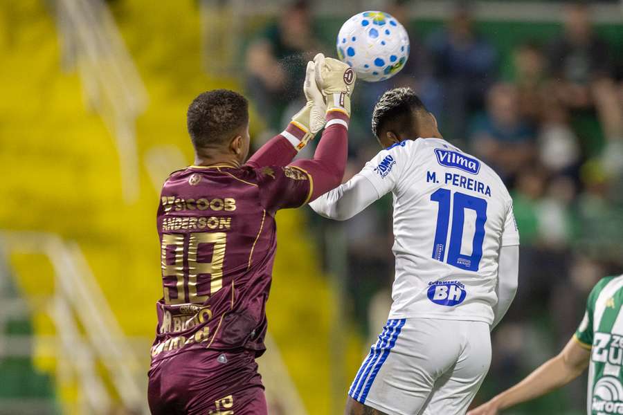 Chapecoense e Cruzeiro não passaram do nulo Chapecoense e Cruzeiro não passaram do nulo
