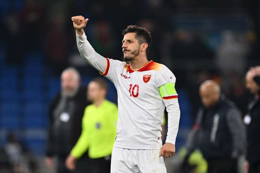 Stevan Jovetic ist weiterhin der Fixpunkt im montenegrinischen Spiel. Stevan Jovetic ist weiterhin der Fixpunkt im montenegrinischen Spiel.