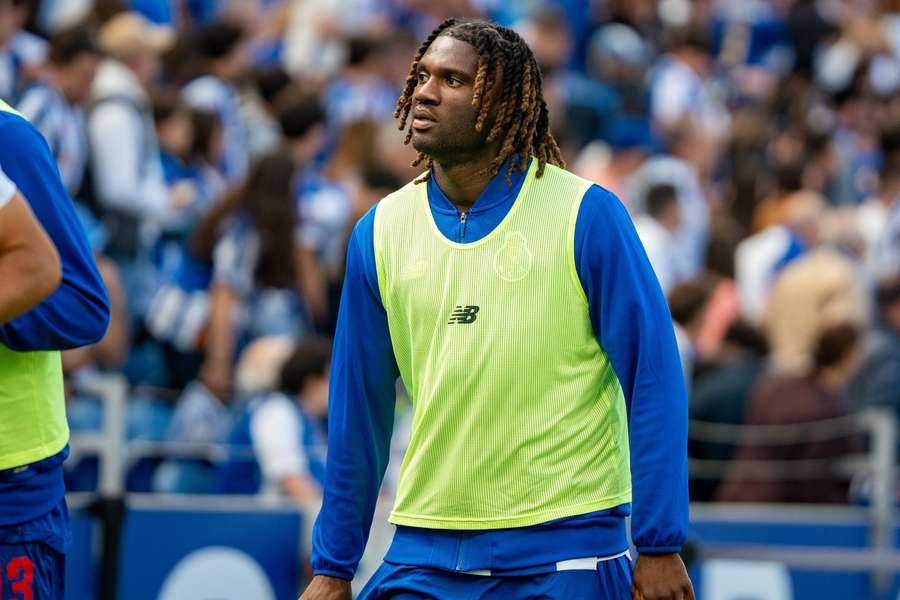 Hamburg chief Costa tips Terem Moffi for Bundesliga success Hamburg chief Costa tips Terem Moffi for Bundesliga success