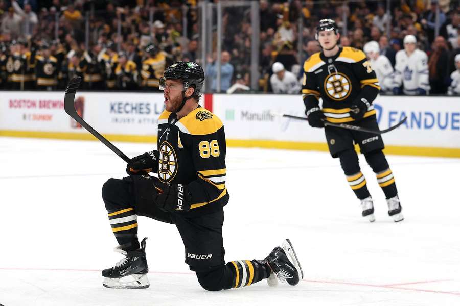David Pastrňák prožil v NHL další parádní večer.