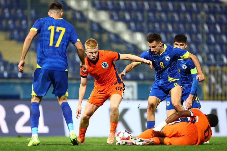 Antoni Milambo grabs his knee after suffering an apparent injury against Bosnia & Herzegovina Antoni Milambo grabs his knee after suffering an apparent injury against Bosnia & Herzegovina
