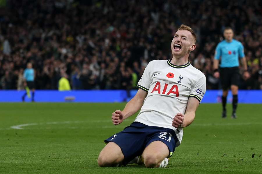 Kulusevski tem tudo para seguir no Tottenham, agora de forma definitiva