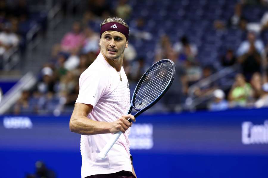 Zverev musste gegen Sonego zittern
