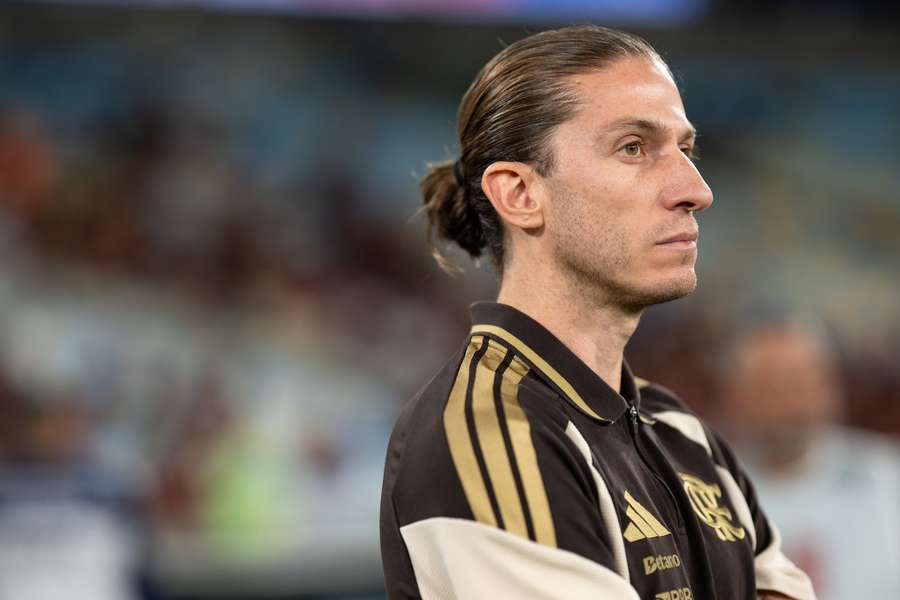 Filipe Luis bude trénovať v Európe. Filipe Luis bude trénovať v Európe.
