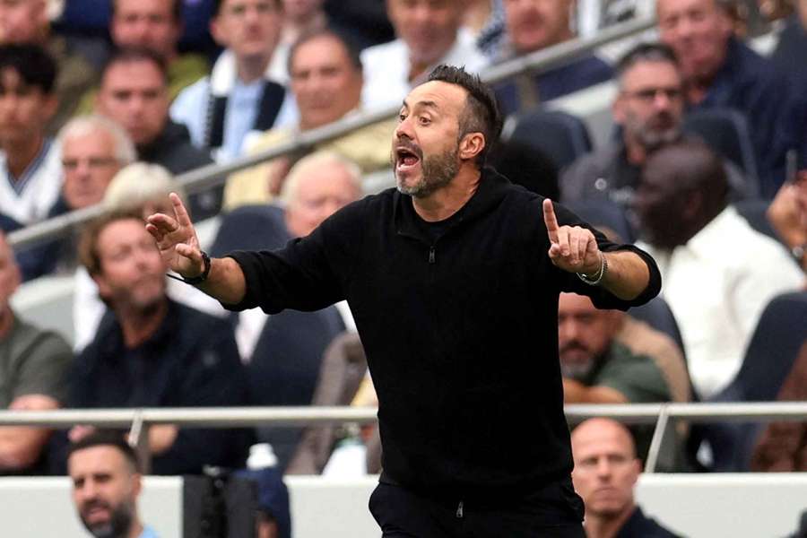De Zerbi says he won't panic after Spurs shambles De Zerbi says he won't panic after Spurs shambles