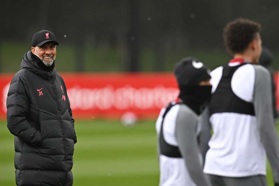 Klopp tijdens de training daags voor het duel tussen Real Madrid en Liverpool