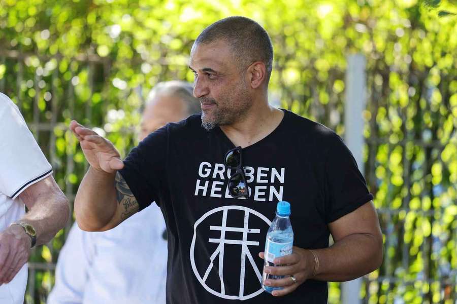 Buckley leitet mittlerweile eine Fußballakademie in Südafrika