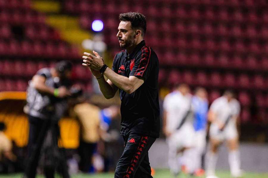 Mariano Soso, técnico do Sport