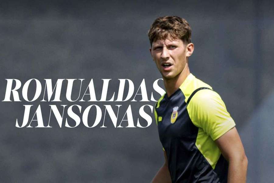 Arouca empresta avançado lituano Romualdas Jansonas a clube espanhol