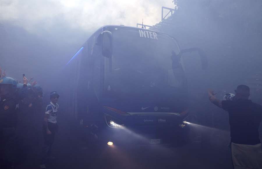 L'atmosfera fuori il Meazza