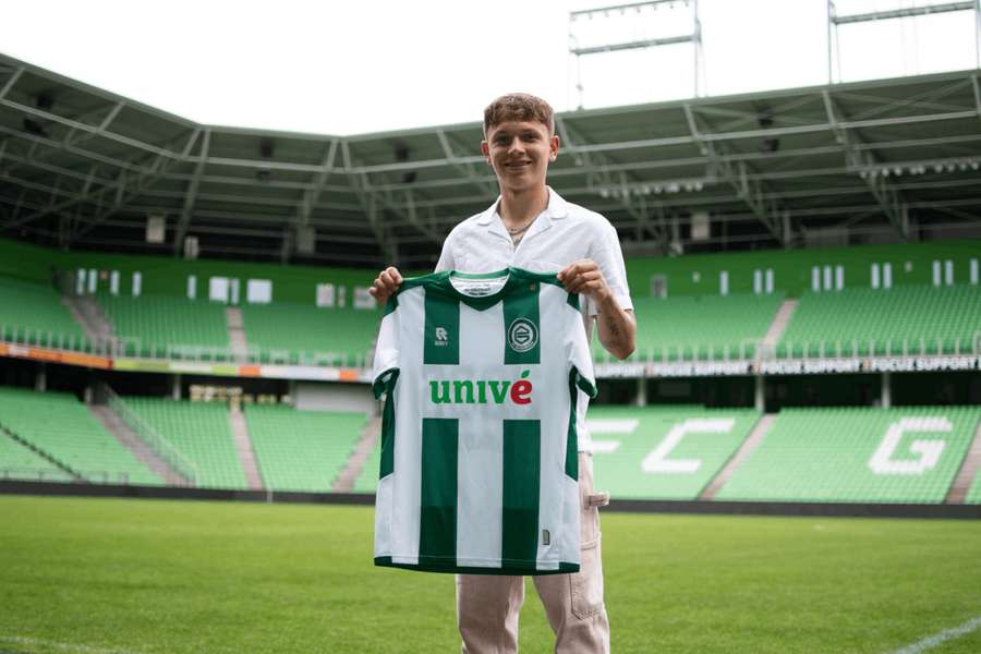 Dikoš oficiálne predstavený ako nový hráč Groningenu.