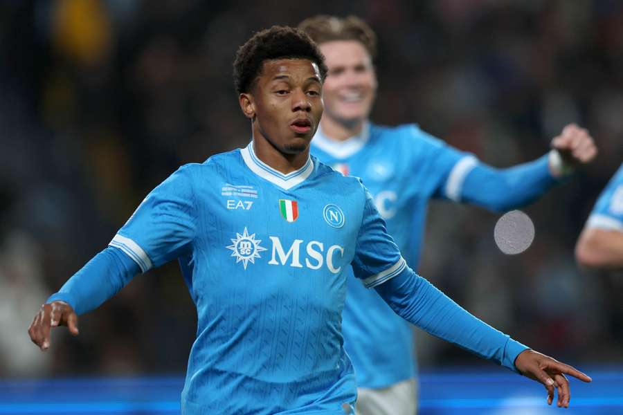 David Neres foi o grande herói do título do Napoli