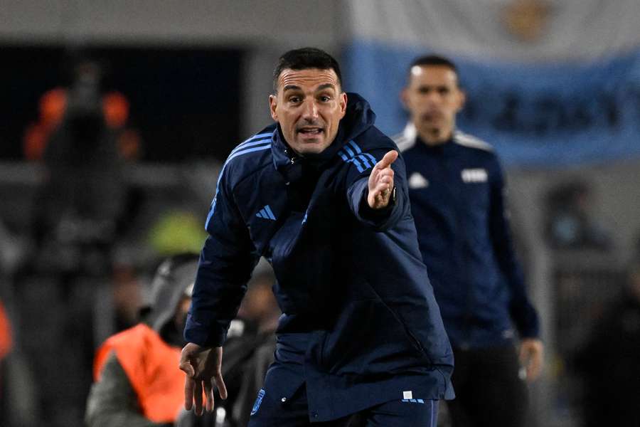 Scaloni elogiou a prestação da equipa