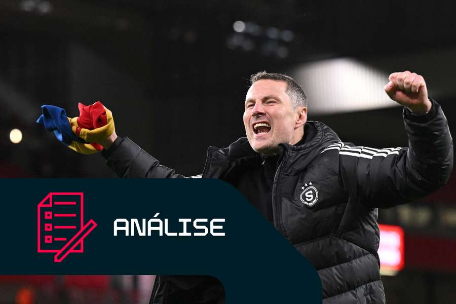 Brian Priske no jogo da Liga Europa contra o Liverpool