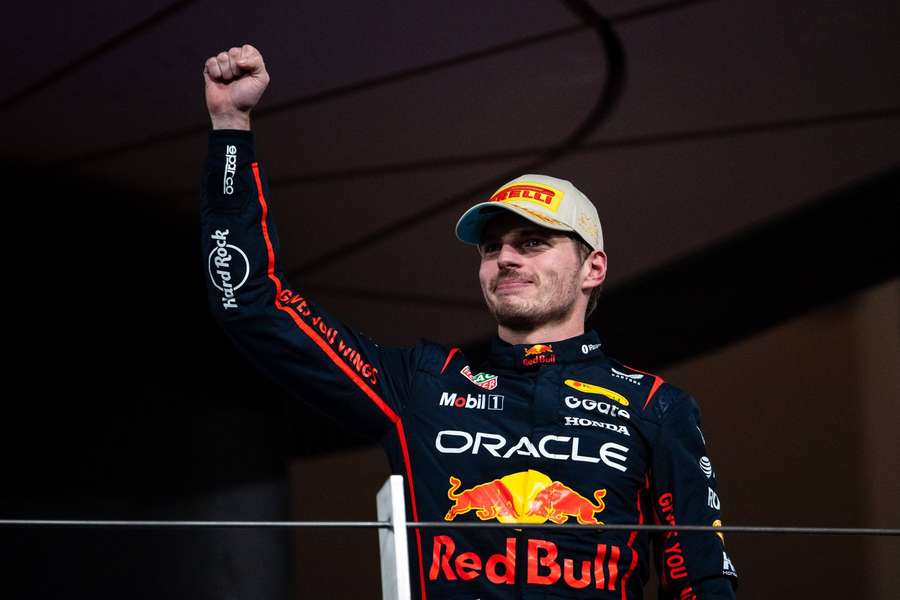 Max Verstappen a ratat titlul în Formula1, dar a fost desemnat cel mai bun pilot al anului