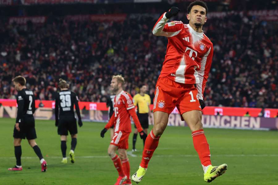 Luis Díaz fez um gol e ainda deu duas assistências Luis Díaz fez um gol e ainda deu duas assistências