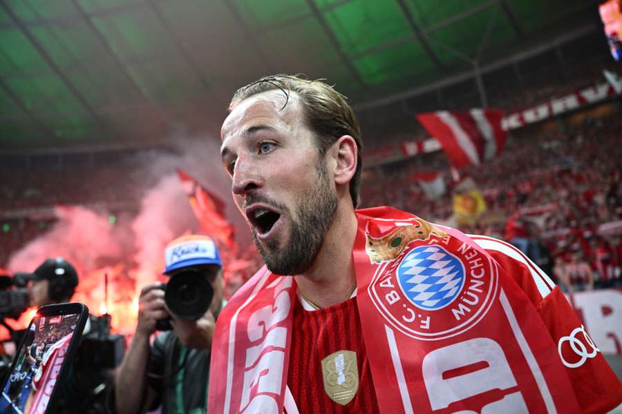 Harry Kane după ce a câștigat Cupa Germaniei cu Bayern Harry Kane după ce a câștigat Cupa Germaniei cu Bayern
