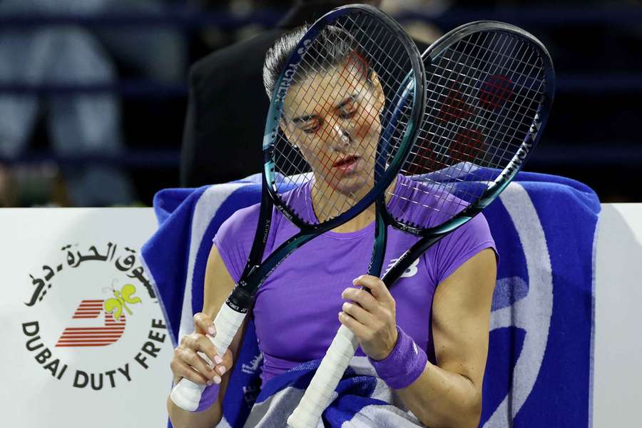 Sorana Cîrstea s-a oprit în optimi la Dubai, învinsă de Alexandra Eala
