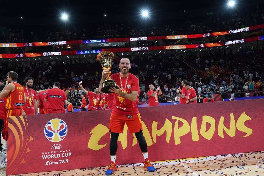 Quino Colom, campeão do mundo com a Espanha