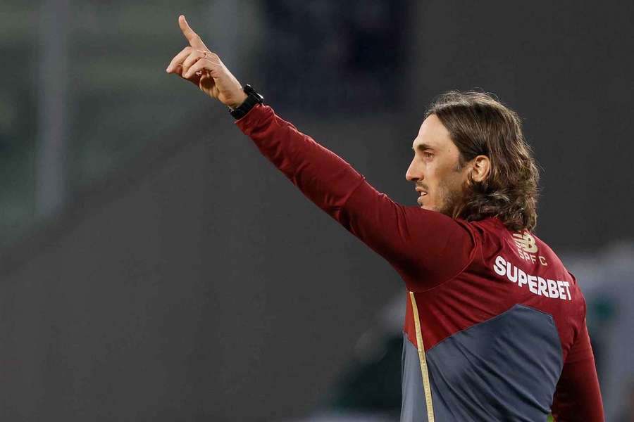 Luis Zubeldía venceu na Argentina