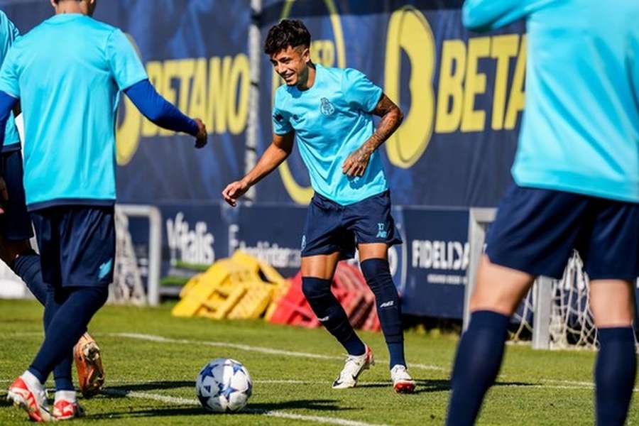 LaLiga: Valência e Celta empatam em jogo equilibrado no Mestalla