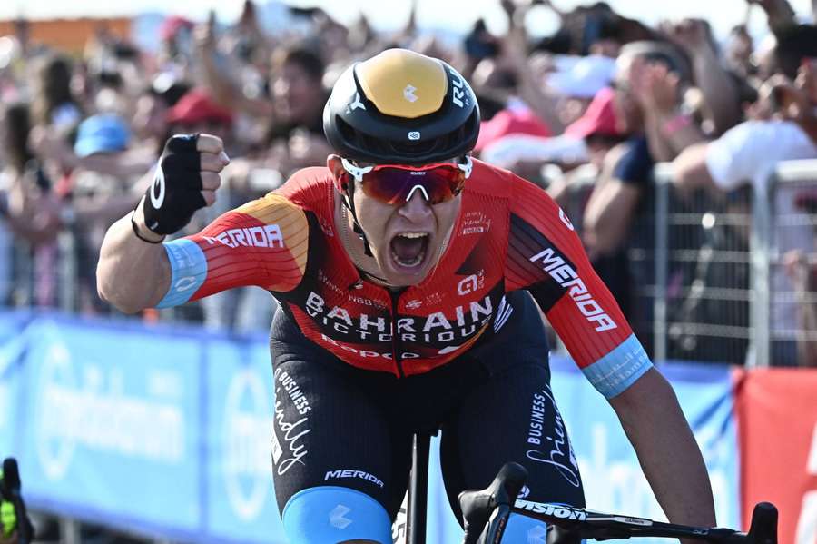 Giro d'Italia - Jonathan Milan wygrał etap, Remco Evenepoel wciąż liderem
