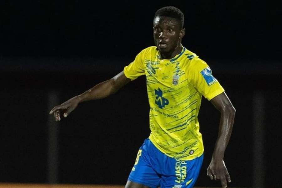 Eboué Kouassi cumpre a segunda temporada no Arouca