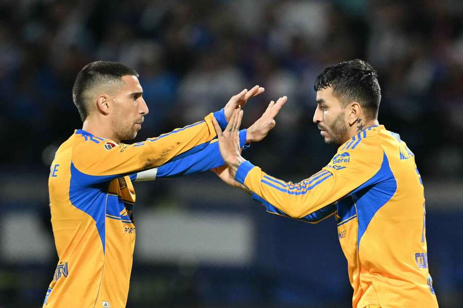Tigres iguala con Cruz Azul