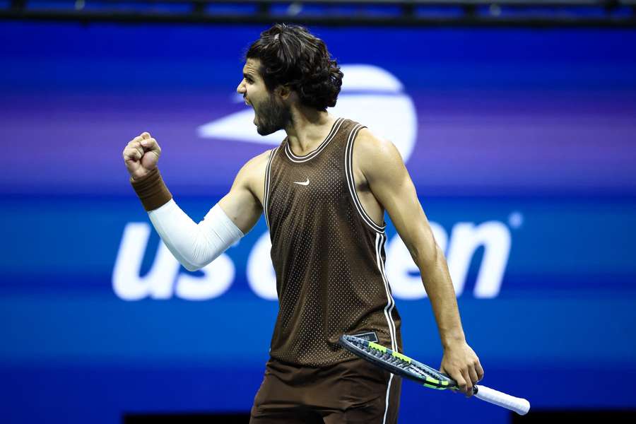 Tenis Flash: Z reprezentantów Polski została już tylko Iga, która zagra dziś o 3. rundę Tenis Flash: Z reprezentantów Polski została już tylko Iga, która zagra dziś o 3. rundę