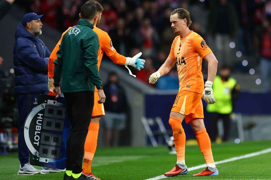 Tottenham Hotspur's Guglielmo Vicario comes on as a substitute to replace Antonin Kinsky