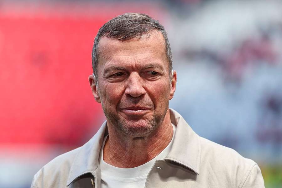 Lothar Matthäus schaut in die DFB-Kristallkugel.