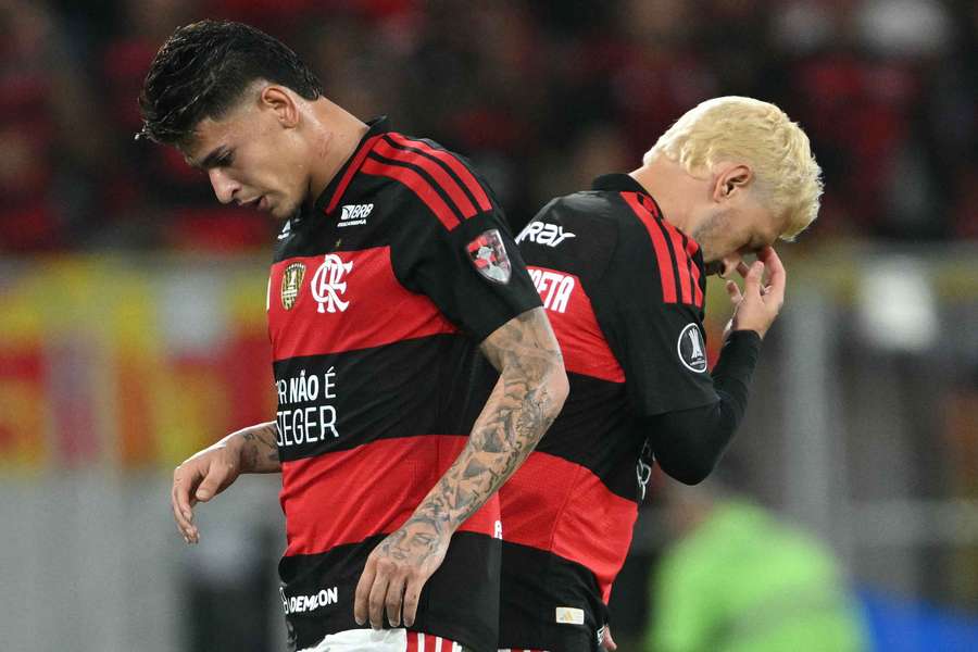 O Flamengo caiu nos pênaltis para o Estudiantes O Flamengo caiu nos pênaltis para o Estudiantes