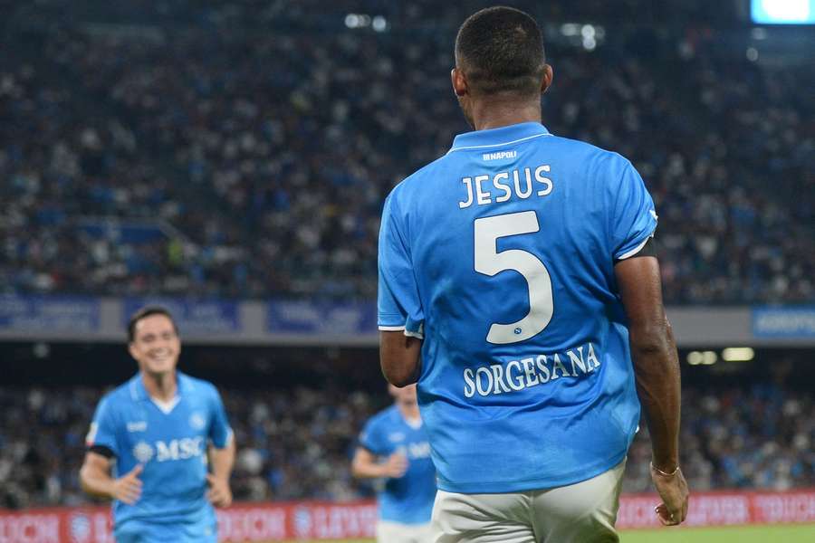 Juan Jesus ist Abwehrspieler bei Napoli.