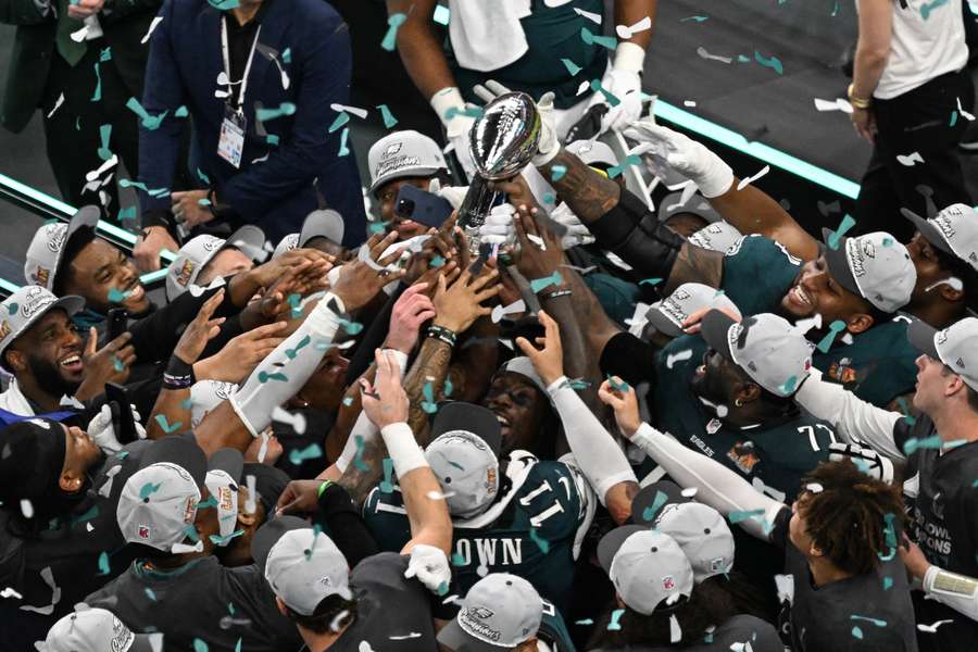 Eagles comemoram título da NFL em Nova Orleans