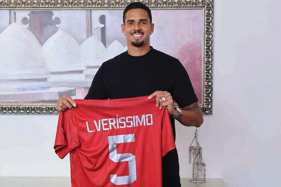 Lucas Veríssimo também deixou o Benfica em definitivo