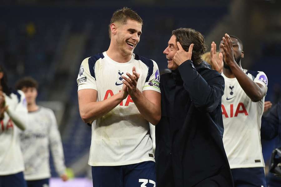 Van de Ven (L) alongside manager Frank Van de Ven (L) alongside manager Frank
