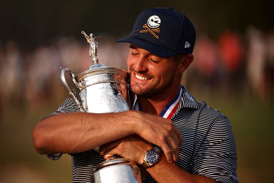 Bryson Dechambeau con el trofeo del US Open la temporada pasada Bryson Dechambeau con el trofeo del US Open la temporada pasada