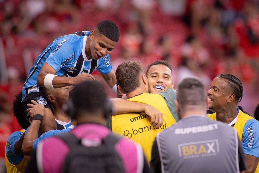 Gustavo Martins marcou o único gol do Grêmio no Beira-Rio