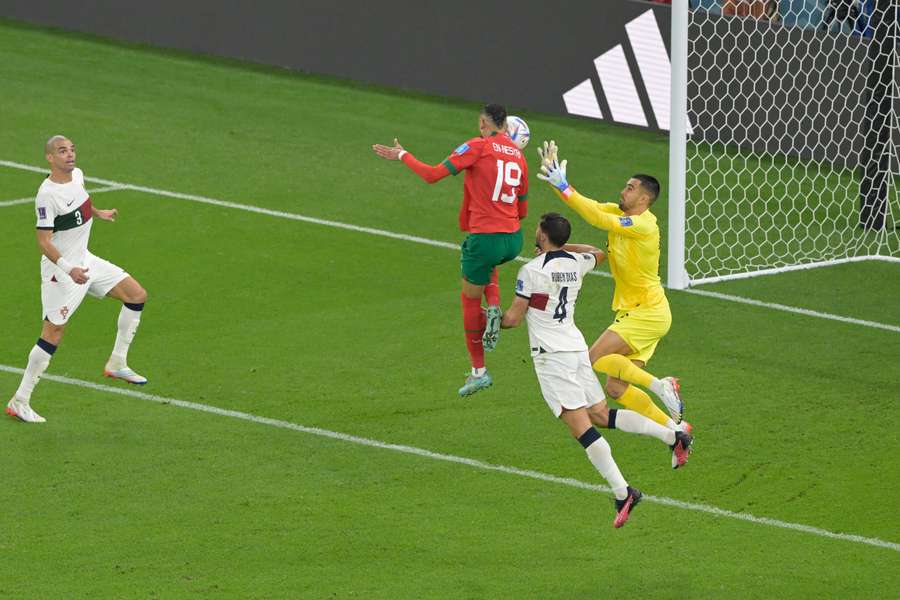En-Nesyri, en su gol contra Portugal