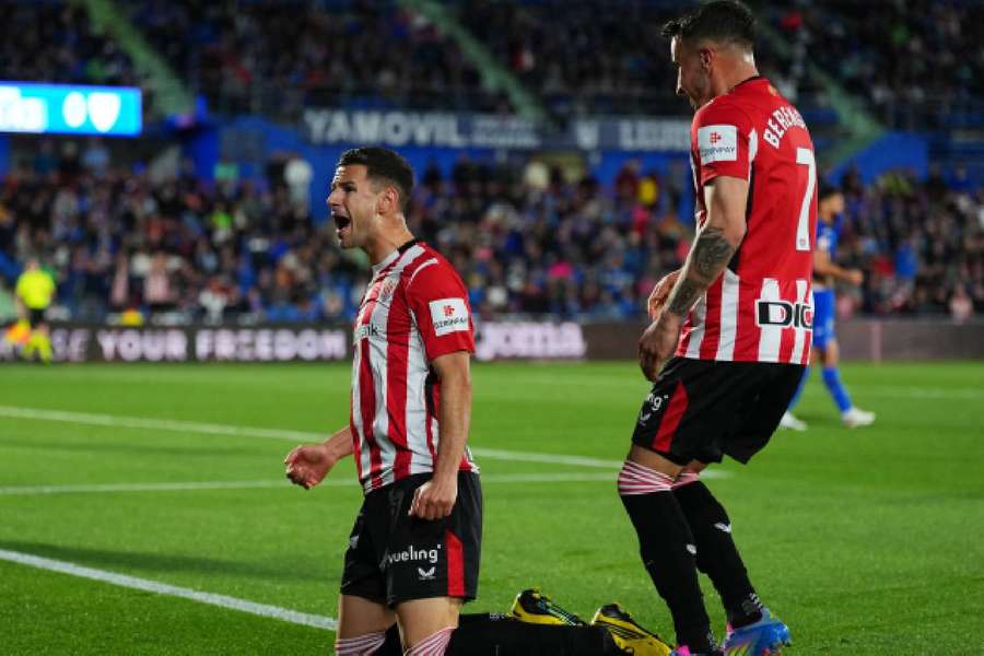 Guruzeta celebrando el gol del Athletic