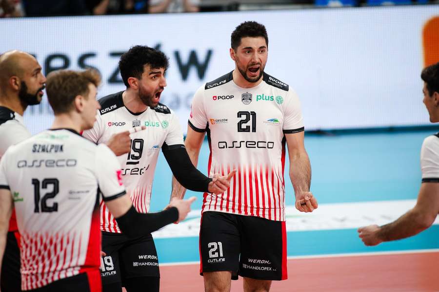 Siedem długich lat! Resovia w końcu pokonała Jastrzębie. "Ten mecz mógł się podobać"