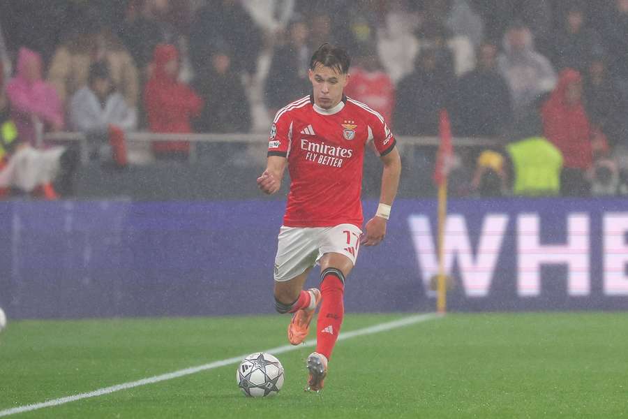Dedic em ação pelo Benfica