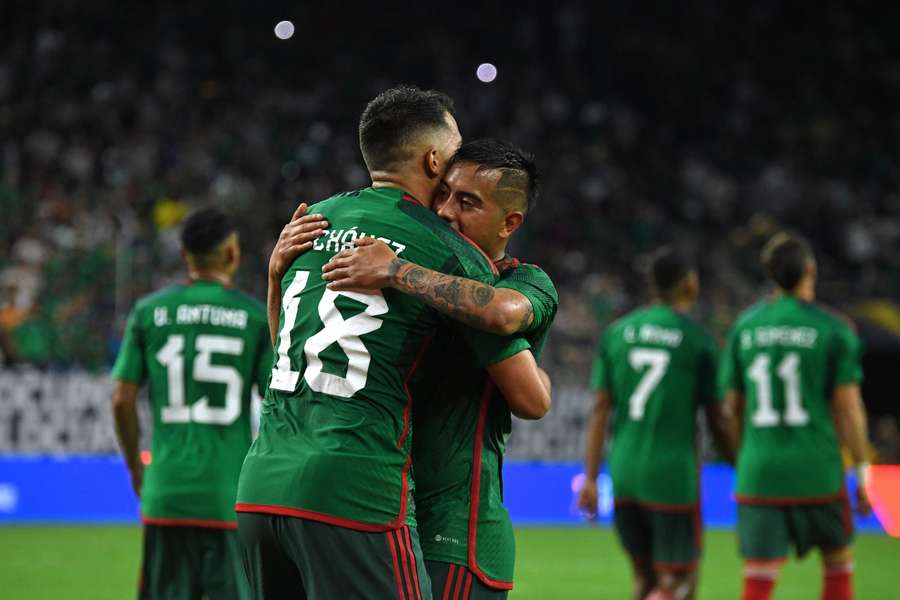 México debuta en la Copa Oro con goleada sobre Honduras