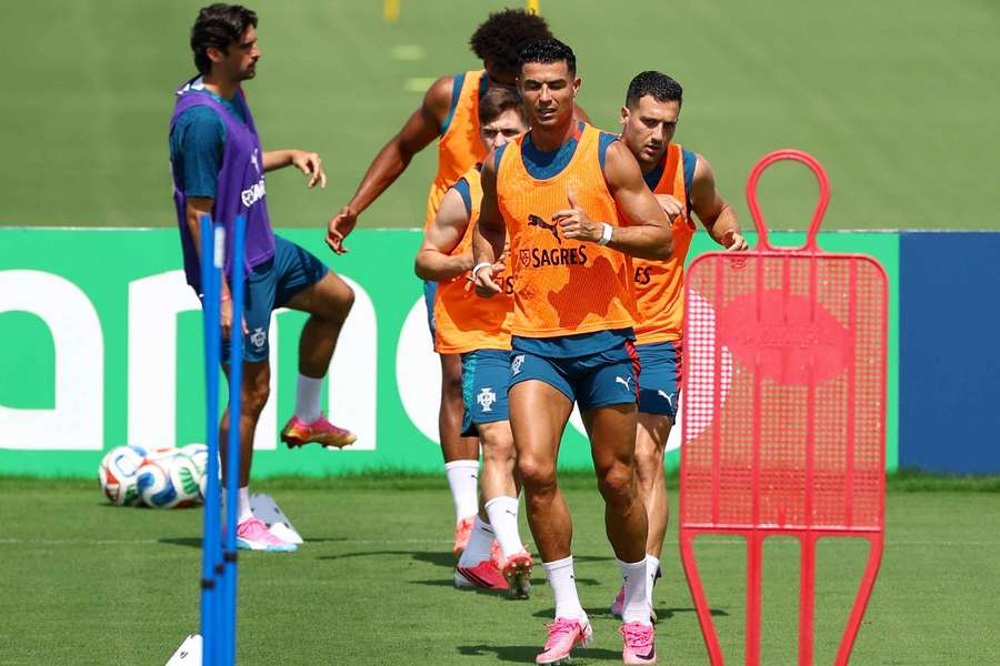 Cristiano Ronaldo no treino da seleção Cristiano Ronaldo no treino da seleção