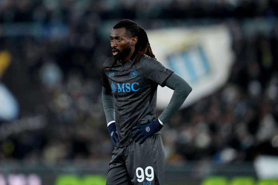 Franck Zambo Anguissa, médio do Nápoles