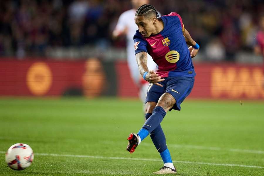 Barcelona star Raphinha: Jorginho almost recruited me for Italy!
